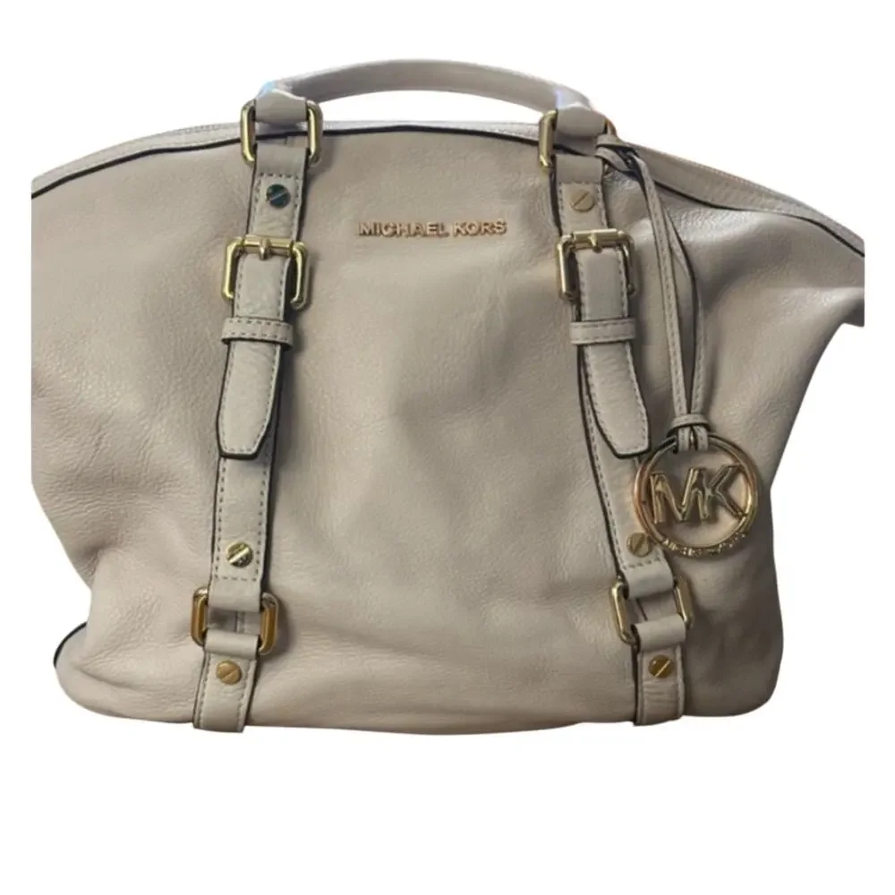 Michael Kors Bedford Legacy Medium Light Cream Convertible Satchel Pristine EUC